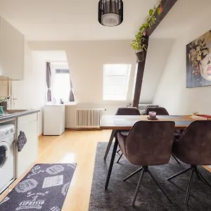 Apartamento Charmante An Beliebter, Urbaner Lage, Zúrich
